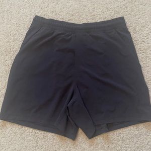 Men’s lululemon shorts size medium